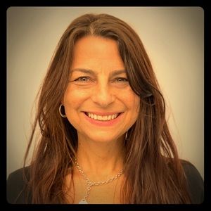 Meet your Posher, Sandy